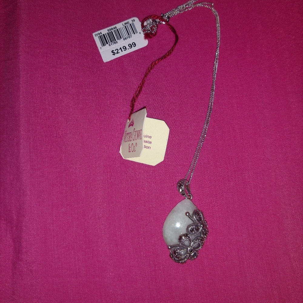Victoria Crowne pendant and chain